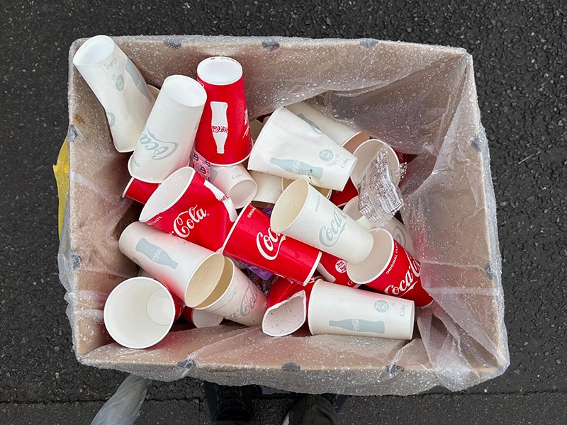画像：回収された紙コップ